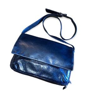 Vintage Perlina multi pocket Leather Crossbody